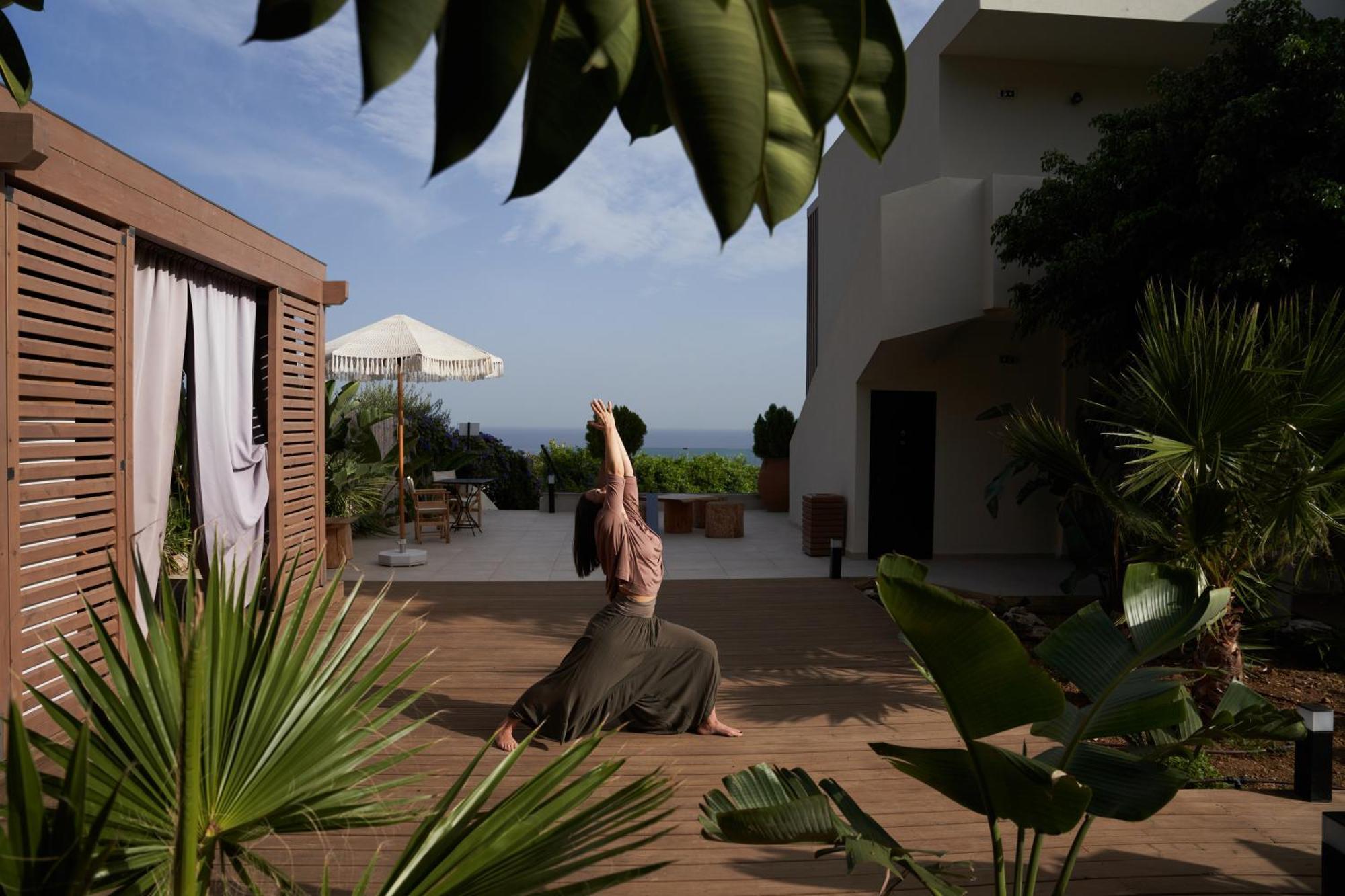 Irida Hotel Agia Pelagia Exterior photo